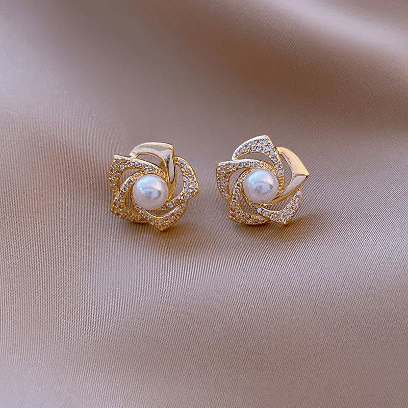 Gold Rose Pearl earrings