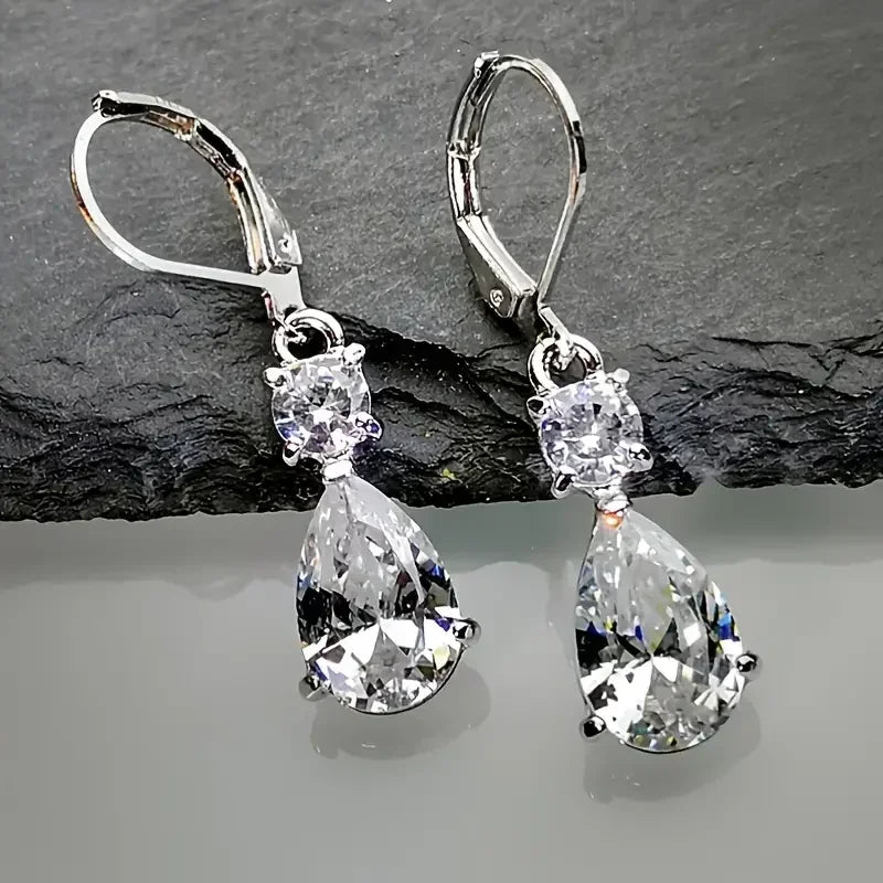 Dangling Jewel Earrings